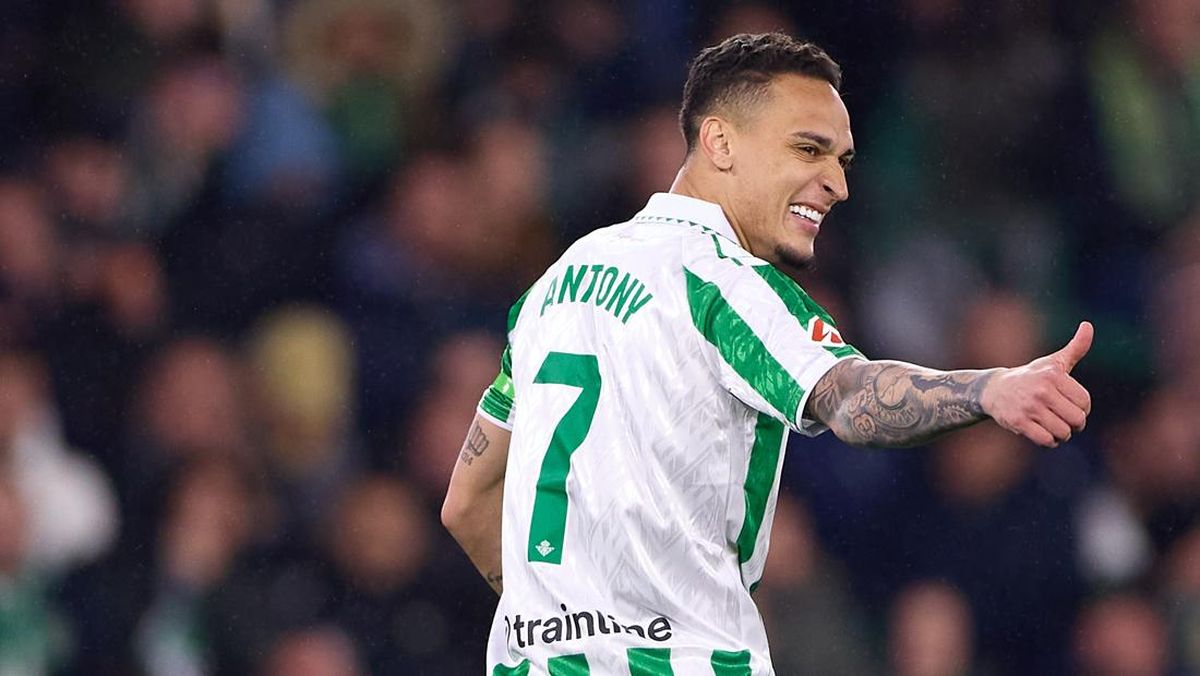 Antony kebangkitan di Real betis