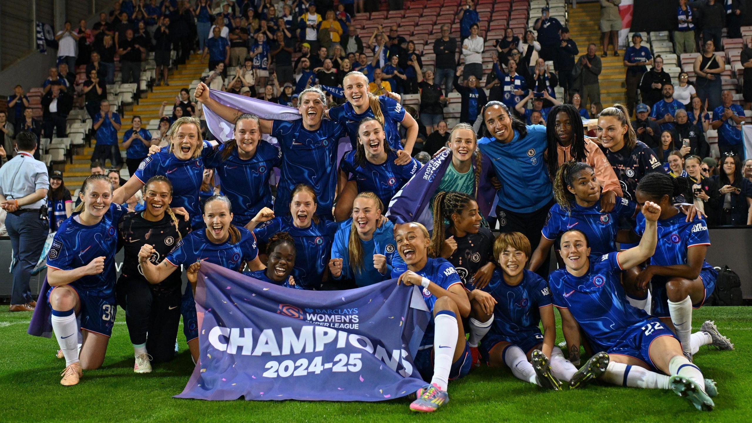 Chelsea women Merayakan Treble yang Luar Biasa