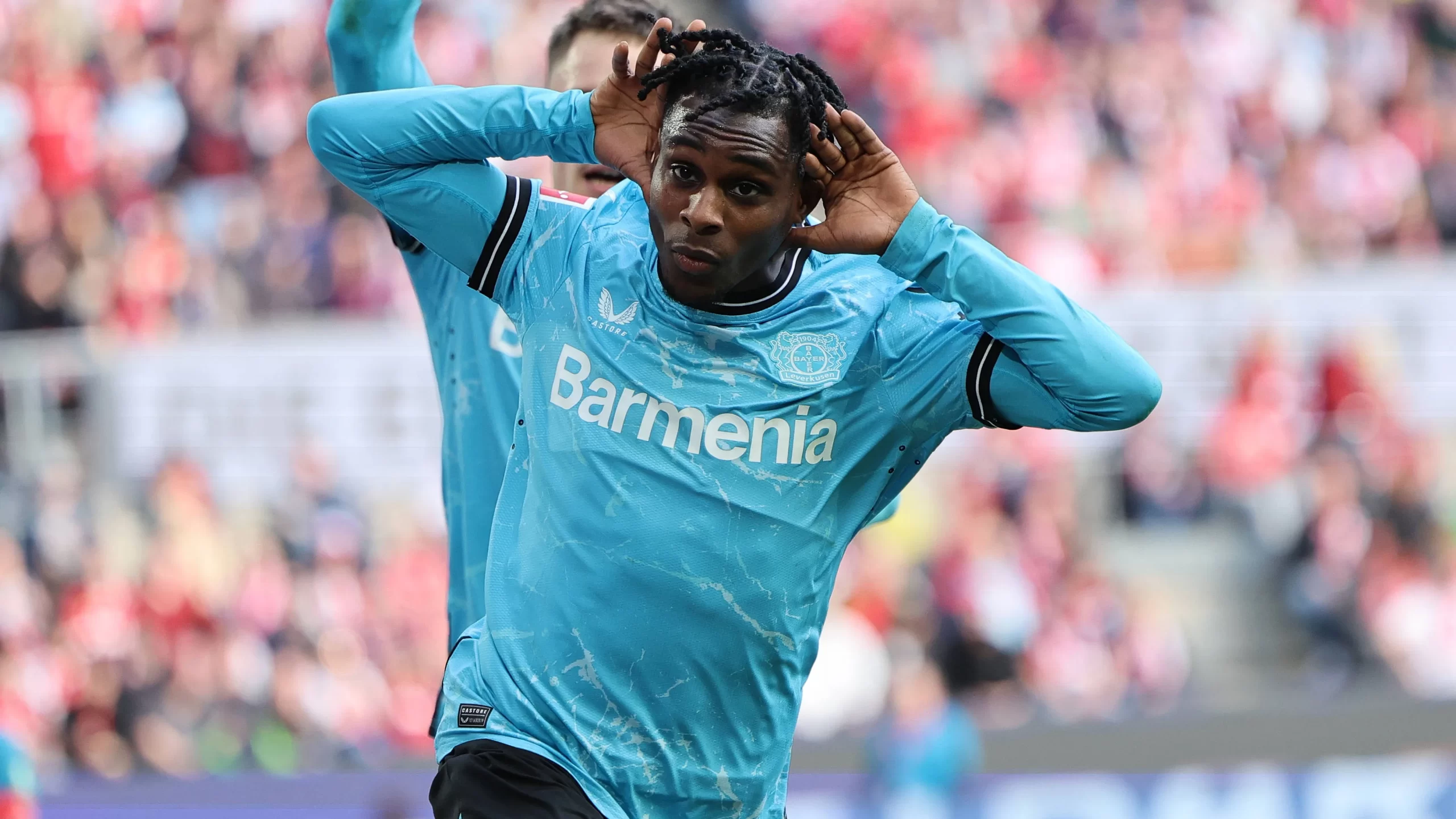 Frimpong Melebihi Kilau