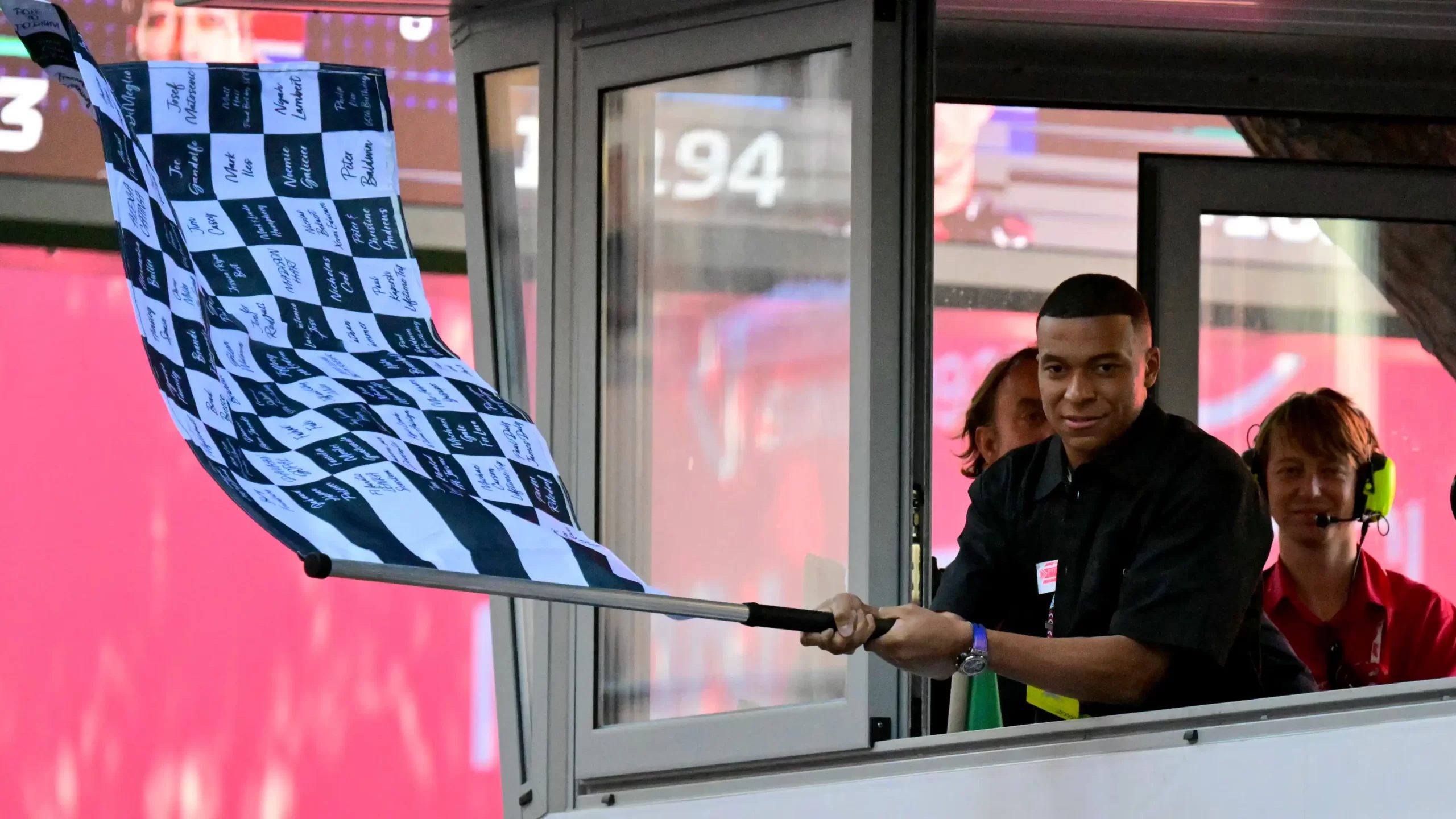 Merasakan Ledakan Adrenalin Grand Prix