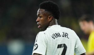 barcelona dan vinicius